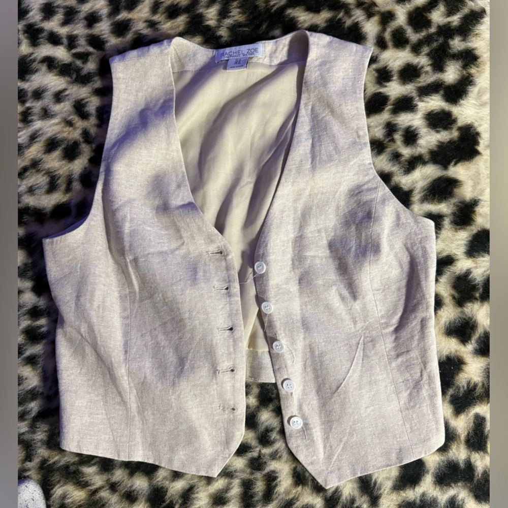 Stylish Beige Button-Up Vest